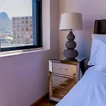 Hip Hop Villa By Legae Lux Suites