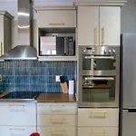 Hip Hop Villa By Legae Lux Suites